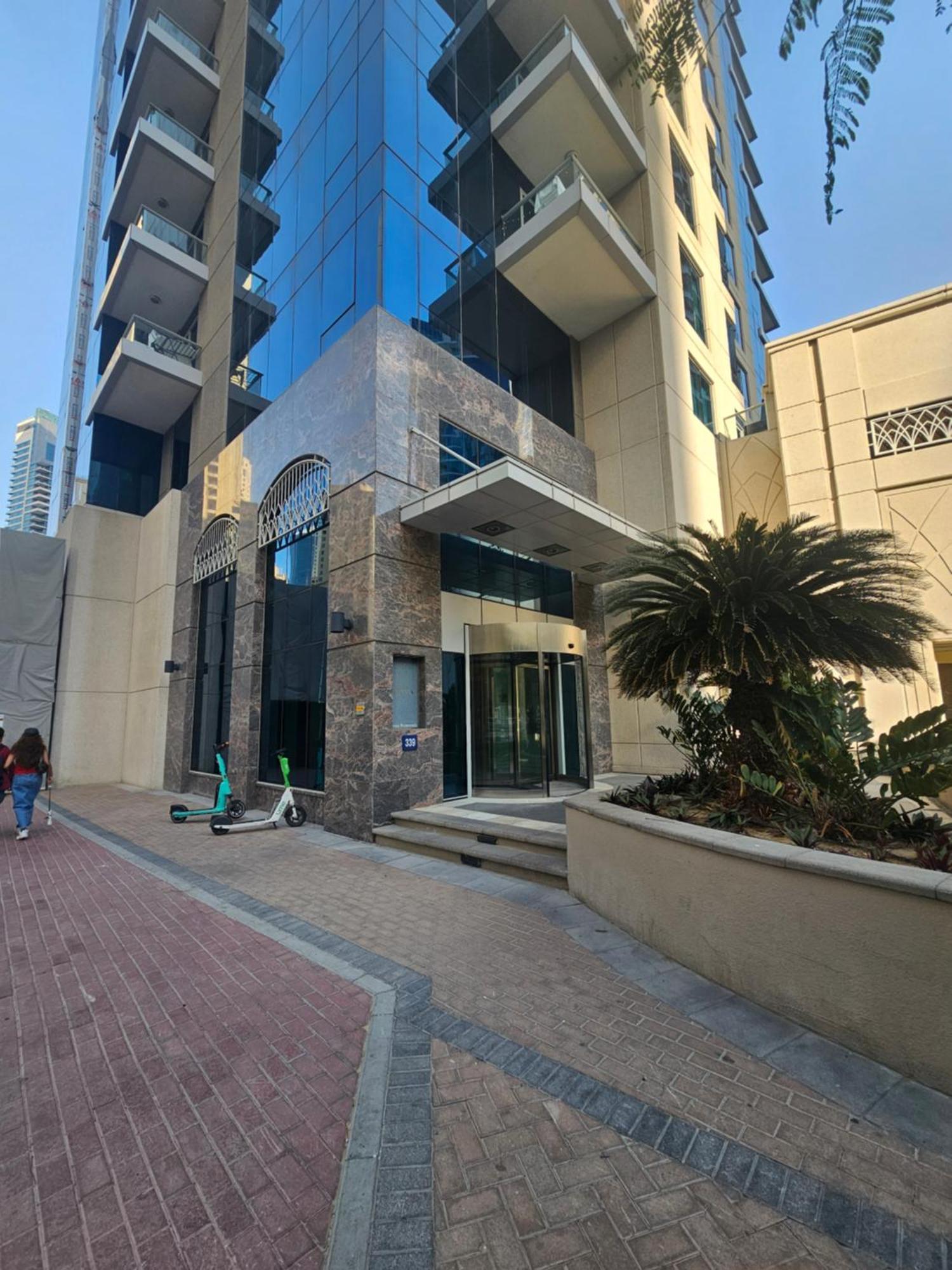 Appartamento Luxurious Large 2br With Marina And Sea Views Dubai